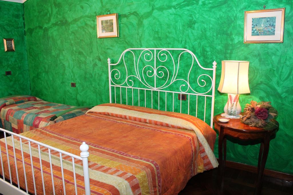 Bed and Breakfast La Casa Della Musica Чампино Номер фото
