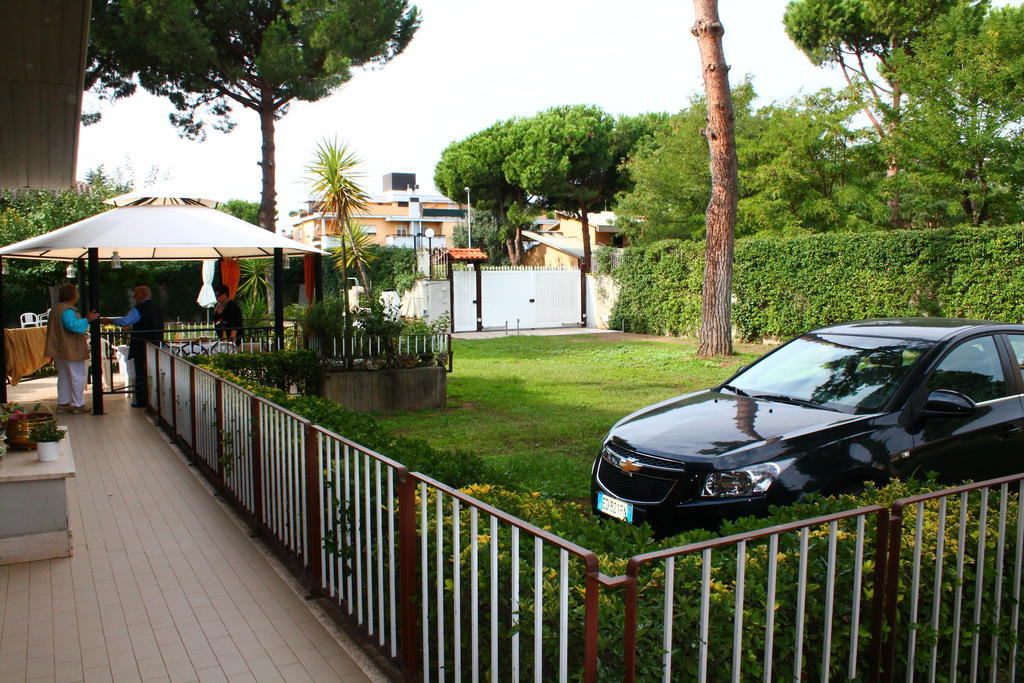 Bed and Breakfast La Casa Della Musica Чампино Номер фото
